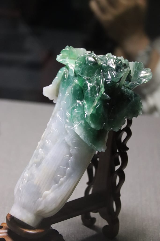 Green and white jade, carved into a cabbage 