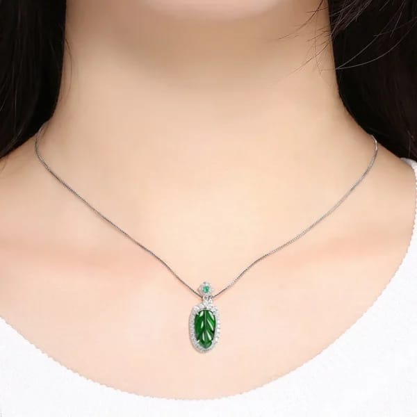 S925 Silver Natural Jade Leaf Necklace Inlaid with Zircon Ice Women's Fashion Pendant High Grade Jewelry Gift Dress Accessories 3